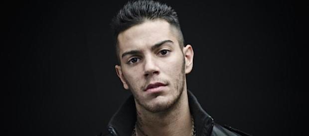 Emis Killa, rapper milanese classe 1989. Emis Killa, rapper milanese classe 1989.