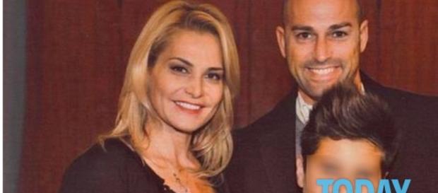 Il figlio di Simona Ventura lascia l'Italia e vive con Bettarini - today.it Il figlio di Simona Ventura lascia l'Italia e vive con Bettarini - today.it