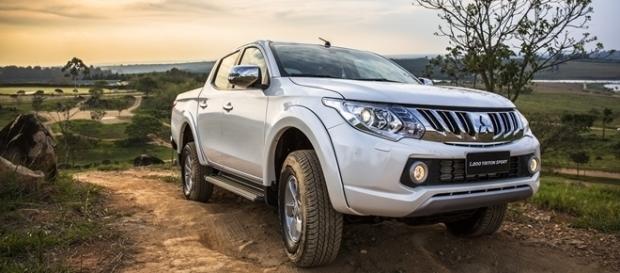 Mitsubishi L200 Triton 2017 muda de nome e ganha motor de alumínio Mitsubishi L200 Triton 2017 muda de nome e ganha motor de alumínio