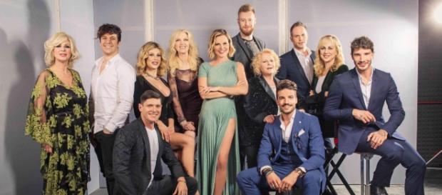 Selfie - Le cose cambiano: questa sera alle ore 21.00 su canale 5 Selfie - Le cose cambiano: questa sera alle ore 21.00 su canale 5