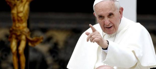 Termina il Giubileo della Misericordia, adesso i preti possono perdonare l'aborto Termina il Giubileo della Misericordia, adesso i preti possono perdonare l'aborto