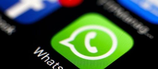 Facebook blocca lo scambio di dati degli utenti con WhatsApp in ... - lastampa.it