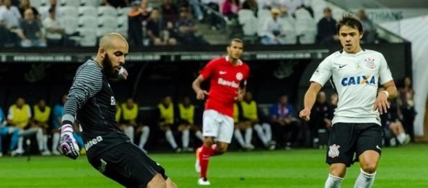 Danilo Fernandes salvou o Inter de uma derrota mais pesada e não economizou nas palavras Danilo Fernandes salvou o Inter de uma derrota mais pesada e não economizou nas palavras