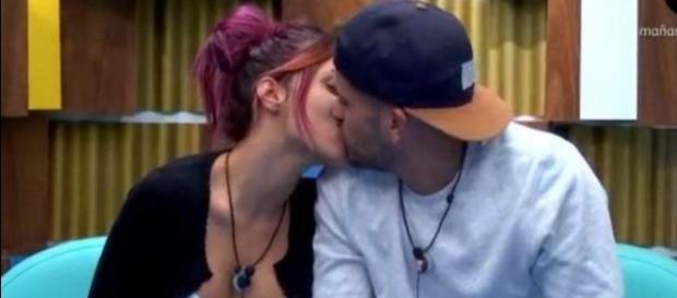 GH17: ¡Todo sobre la hora sin cámaras de Bea y Rodrigo! GH17: ¡Todo sobre la hora sin cámaras de Bea y Rodrigo!