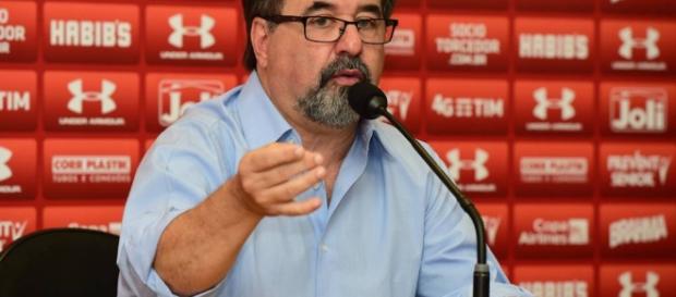Marco Aurélio Cunha terá missão difícil para segurar treinador Marco Aurélio Cunha terá missão difícil para segurar treinador