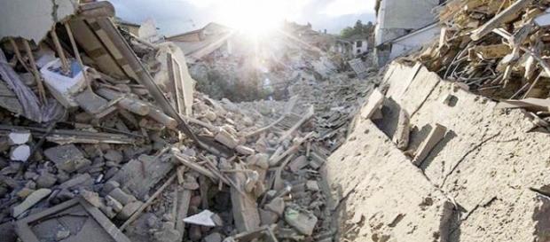 Quello che oggi resta di Accumoli dopo il sisma del 24 agosto Quello che oggi resta di Accumoli dopo il sisma del 24 agosto