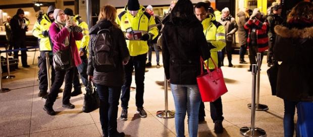Schweden kontrolliert wieder Grenzen, Dänemark zieht nach ... - derstandard.at Schweden kontrolliert wieder Grenzen, Dänemark zieht nach ... - derstandard.at