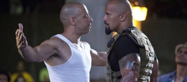 Vin Diesel e Dwayne Johnson se desentendem nas gravações de "Velozes e Furiosos 8" Vin Diesel e Dwayne Johnson se desentendem nas gravações de "Velozes e Furiosos 8"