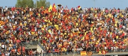 Tifosi del Lecce. A Taranto solo con la tessera del tifoso