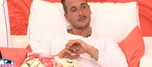 EXCLU - JULIEN (#SS10) : Un proche dévoile le vrai visage du gagnant de Secret Story ! EXCLU - JULIEN (#SS10) : Un proche dévoile le vrai visage du gagnant de Secret Story !