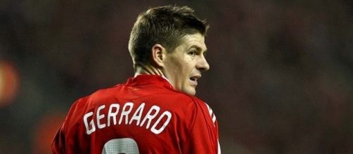 Addio al calcio di Gerrard, l'infinito capitano del Liverpool.