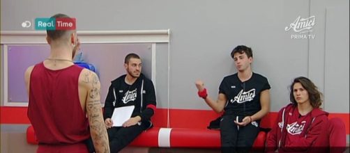 Amici 16 | Puntata 24 novembre 2016 Lo Strego e Riccardo formano le squadre