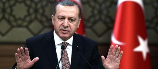 Ma Erdogan avverte l'Europa: “Potrei mandarvi tutti i profughi ... - lastampa.it