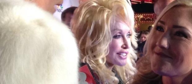 Dolly Parton makes appearance at Dollywood for movie premiere ... - wlos.com Dolly Parton makes appearance at Dollywood for movie premiere ... - wlos.com