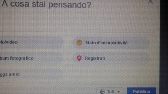 Continua la fase di sperimentazione di Facebook: novità grafiche in home page