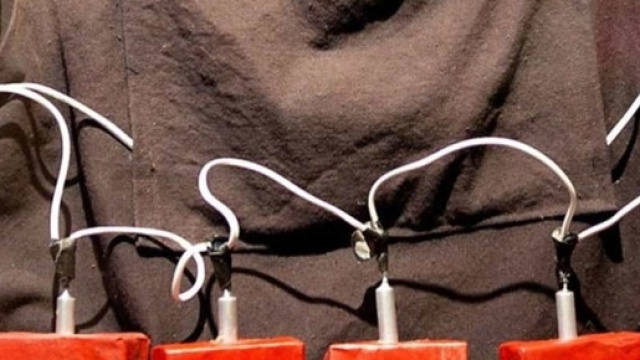 Il lancio della monetina decide chi porter&agrave; la prossima cintura -aquariusreportages.blogspot.com.