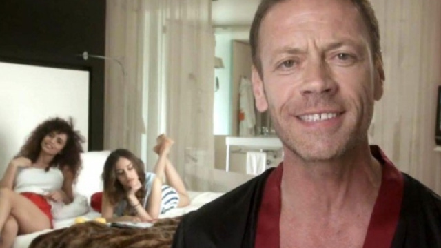 Rocco Siffredi in dolce compagnia.