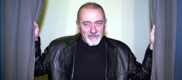 A quasi due anni dalla morte di Giorgio Faletti, esce oggi il cd 'Anche dopo che tutto si è spento' A quasi due anni dalla morte di Giorgio Faletti, esce oggi il cd 'Anche dopo che tutto si è spento'