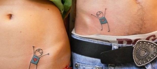Imagens de tatuagens feitas para se completarem Imagens de tatuagens feitas para se completarem
