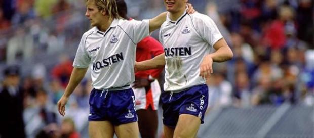 Paul Stewart (direita) é um dos ex-jogadores que foram abusados sexualmente Paul Stewart (direita) é um dos ex-jogadores que foram abusados sexualmente