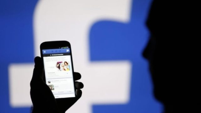 Facebook, Facebook assume nel 2017