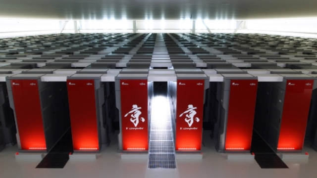 Il K computer, supercomputer prodotto da Fujitsu per l'Istituto di scienze computazionali di Kobe, Giappone