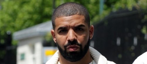 Drake - people are asking if you're dead, Bro / Photo via Twitter