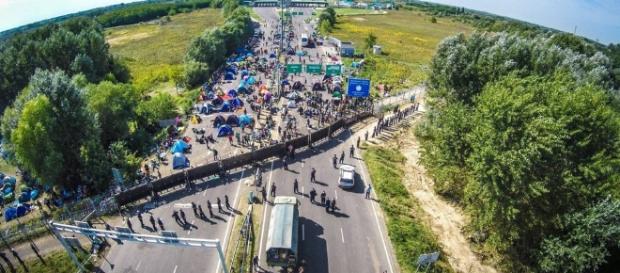 20 Minuten - Illegaler Grenzübertritt gilt in Ungarn nun als ... - 20min.ch 20 Minuten - Illegaler Grenzübertritt gilt in Ungarn nun als ... - 20min.ch