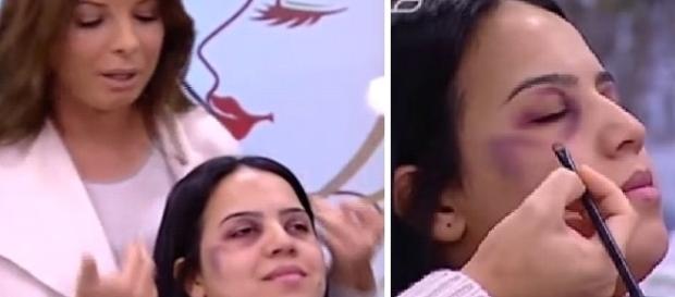 Nas imagens a mulher aparece com hematomas no rosto, enquanto a apresentadora ensina a tampar as marcas da agressão. Nas imagens a mulher aparece com hematomas no rosto, enquanto a apresentadora ensina a tampar as marcas da agressão.