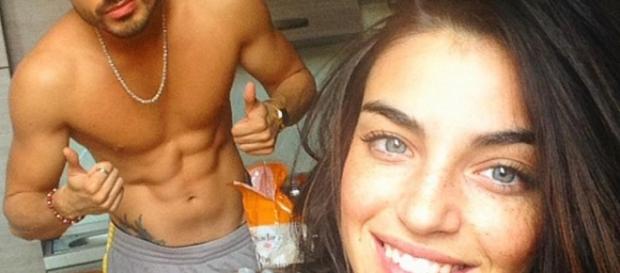 Nicole Mazzoccato ha difeso la sua storia con Fabio Colloricchio Nicole Mazzoccato ha difeso la sua storia con Fabio Colloricchio