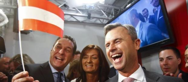 Norbert Hofer (FPÖ) re. hat gute Wahlchancen. Norbert Hofer (FPÖ) re. hat gute Wahlchancen.