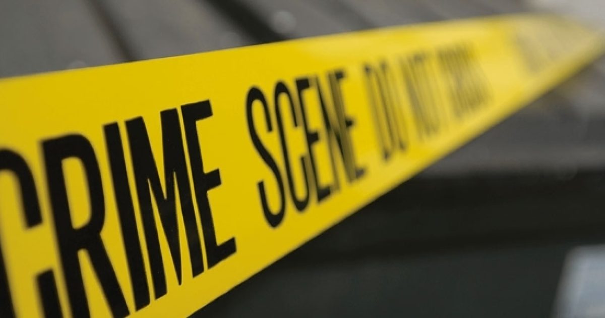 Donna uccide i tre figli, la