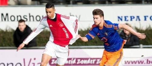 Manchester United land Teenage Dutch attacker – Nigeria's Online ... - soccerblitz.net