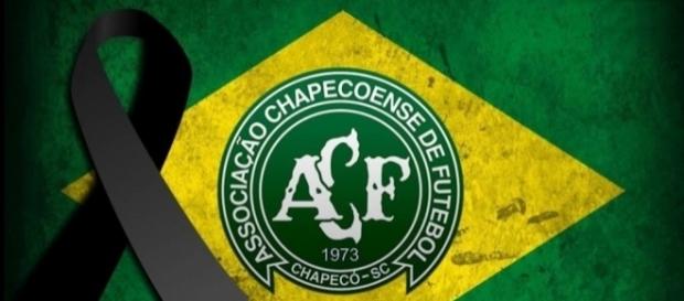 Chapecoense, FORÇA! O primeiro grande momento da ascensão catarinense - planotatico.com Chapecoense, FORÇA! O primeiro grande momento da ascensão catarinense - planotatico.com