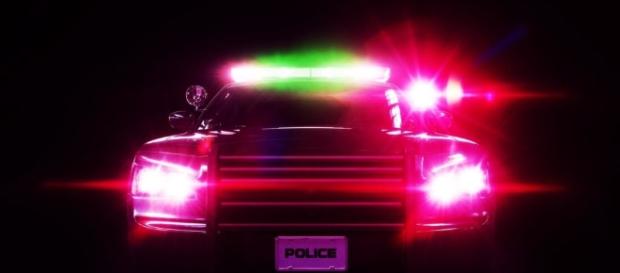 Clapway on Twitter: "Over 10 #Police and #FBI Cars Chasing #Alien ... - twitter.com Clapway on Twitter: "Over 10 #Police and #FBI Cars Chasing #Alien ... - twitter.com