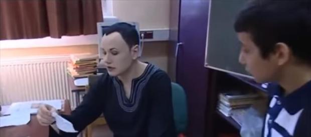 Homosexueller Lehrer an Immigrantenschule (Screenshot) Homosexueller Lehrer an Immigrantenschule (Screenshot)