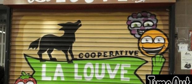 La Louve, commerce alimentaire parisien et coopératif, veut essaimer en d'autres arrondissements, d'autres villes. La Louve, commerce alimentaire parisien et coopératif, veut essaimer en d'autres arrondissements, d'autres villes.
