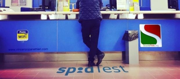 La mia fila per la SPiD, unico lato analogico della procedura. (foto www.vincenzopanettieri.com) La mia fila per la SPiD, unico lato analogico della procedura. (foto www.vincenzopanettieri.com)