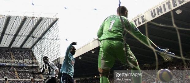 Tottenham Hotspur's unbeaten run ends - gettyimages.co.uk Tottenham Hotspur's unbeaten run ends - gettyimages.co.uk