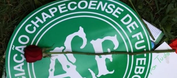 Tragédia com a Chape pode ter sido causada por falta de combustível. Tragédia com a Chape pode ter sido causada por falta de combustível.