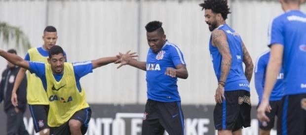Treino do Corinthians para o Campeonato Brasileiro Treino do Corinthians para o Campeonato Brasileiro