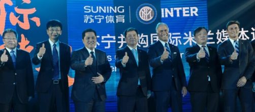 Il gruppo Suning (nella foto) con a capo Zhang Jindong, sta svolgendo in queste ore il summit per scegliere il nuovo allenatore dell'Inter.