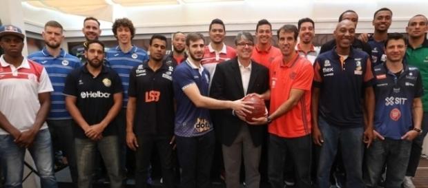 A temporada 2016/2017 contará com 15 equipes. (Foto: Luiz Pires/Fotojump/LNB) A temporada 2016/2017 contará com 15 equipes. (Foto: Luiz Pires/Fotojump/LNB)