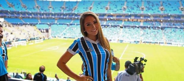 Exclusivo: Carol Portaluppi na Arena do Grêmio Exclusivo: Carol Portaluppi na Arena do Grêmio