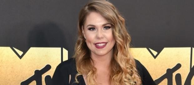 Kailyn Lowry Kisses Gal Pal At LGBT Gay Pride Event Amid Javi ... - inquisitr.com Kailyn Lowry Kisses Gal Pal At LGBT Gay Pride Event Amid Javi ... - inquisitr.com