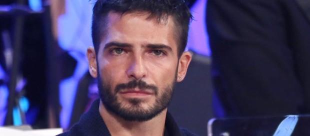 Solo, dal 9 novembre su Canale 5: ecco la trama della prima puntata. Solo, dal 9 novembre su Canale 5: ecco la trama della prima puntata.