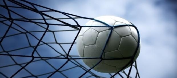 Palmeiras começa a agitar o mercado da bola Palmeiras começa a agitar o mercado da bola