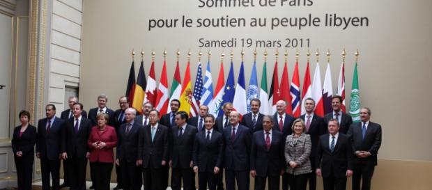 Sarkozy - Sommet de soutien au peuple lybien - CC BY Sarkozy - Sommet de soutien au peuple lybien - CC BY