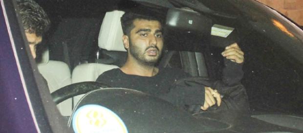SPOTTED: Arjun Kapoor outside Malaika Arora Khan's house. | Lehren.com - lehren.com SPOTTED: Arjun Kapoor outside Malaika Arora Khan's house. | Lehren.com - lehren.com