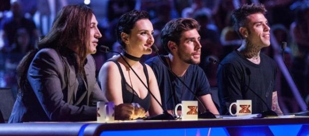 X factor 2016 sospeso ufficialmente su Tv8 X factor 2016 sospeso ufficialmente su Tv8